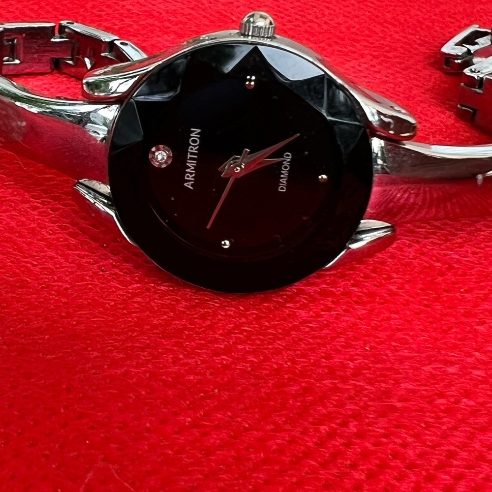 Just in- amitron vintage watch